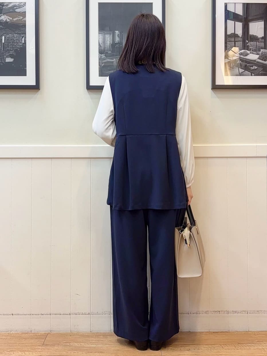 えぬさんの「SHOO･LA･RUE｜【洗濯機可/セットアップ可/S-3L】きちんと楽に。カットジョーゼットワイドパンツ」を使ったコーディネート