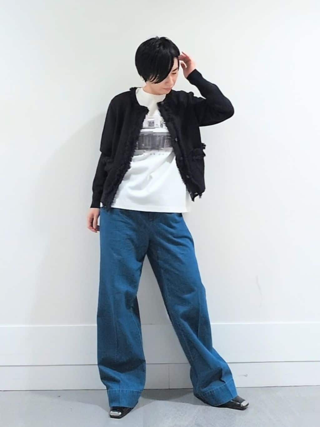 ミズタさんの「UNTITLED｜【洗える/ジャケット風】ツイードニットカーディガン」を使ったコーディネート