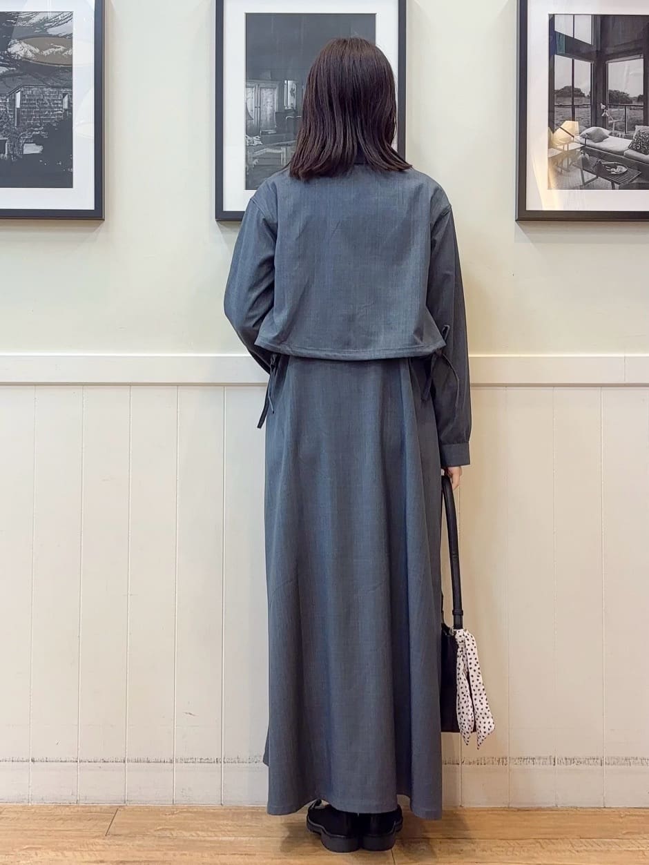えぬさんの「SHOO･LA･RUE｜【2点セット】チェック柄フリルキャミビスチェ&times;テレコロンT」を使ったコーディネート
