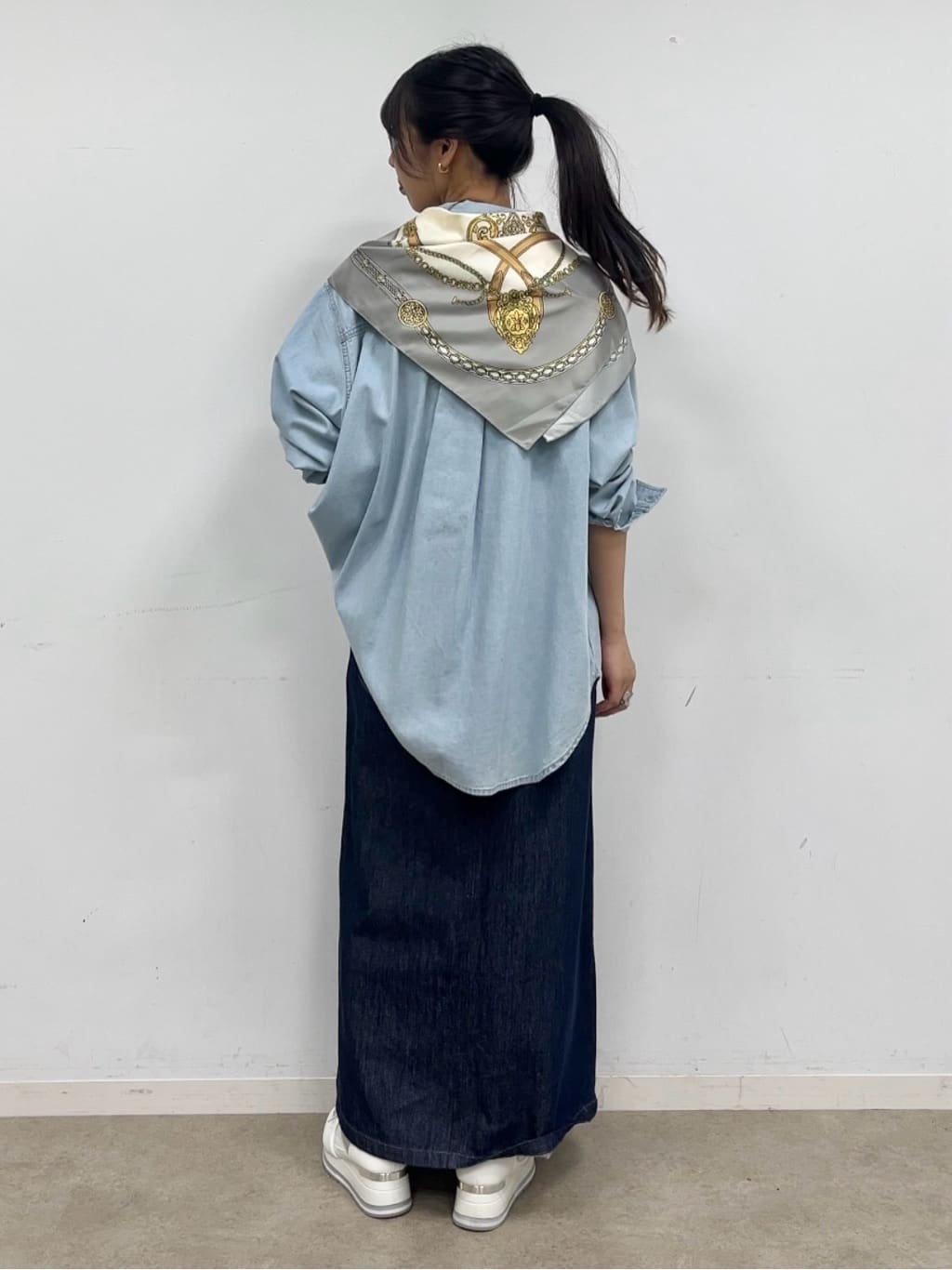 cotaniさんの「SHOO･LA･RUE｜【SHOO・LA・RUE DENIM】シンプルだから使いやすい Aラインスカート」を使ったコーディネート