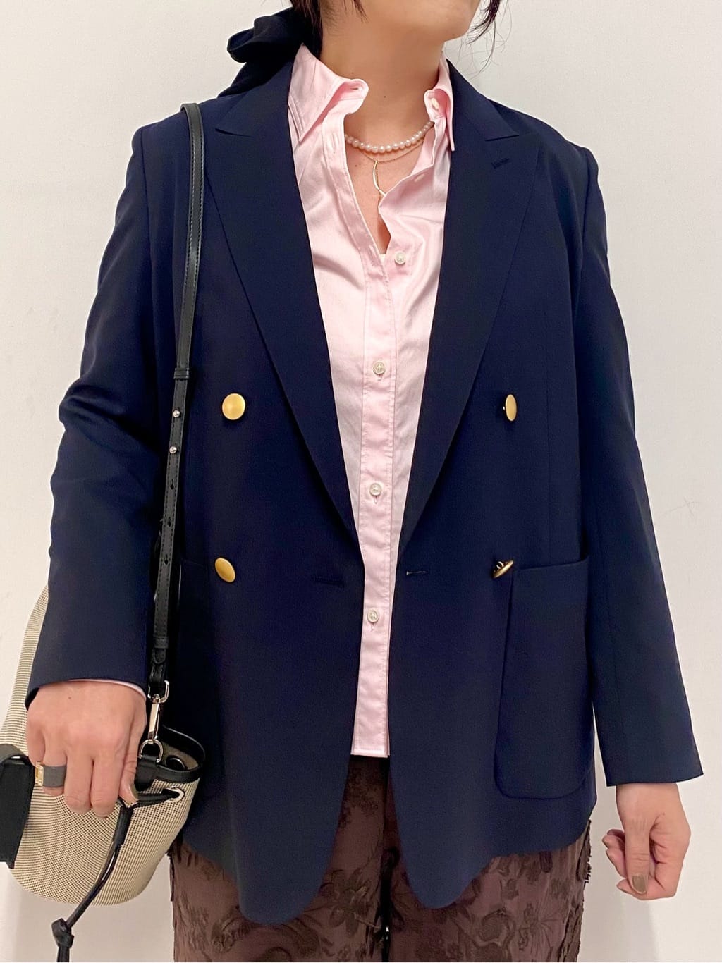 Sawaguchiさんの「DRESSTERIOR｜コンフォート ダブルブレザー」を使ったコーディネート