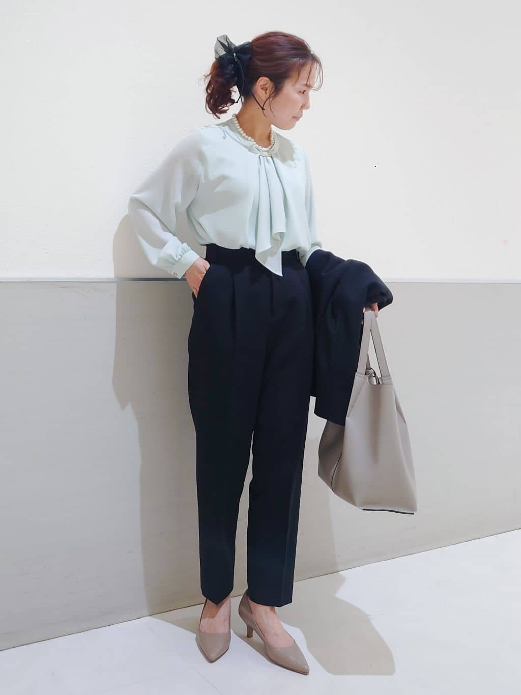 maruさんの「THE SHOP TK｜【通勤スタイルに】ダブルクロス ノーカラージャケット/セットアップ可」を使ったコーディネート