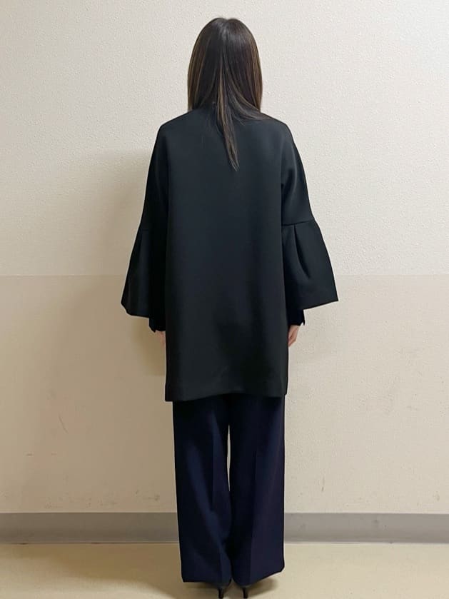 yukariさんの「OPAQUE.CLIP｜《通勤／セットアップ対応》 Vネックジャケット／ダブルクロス【洗濯機OK】」を使ったコーディネート