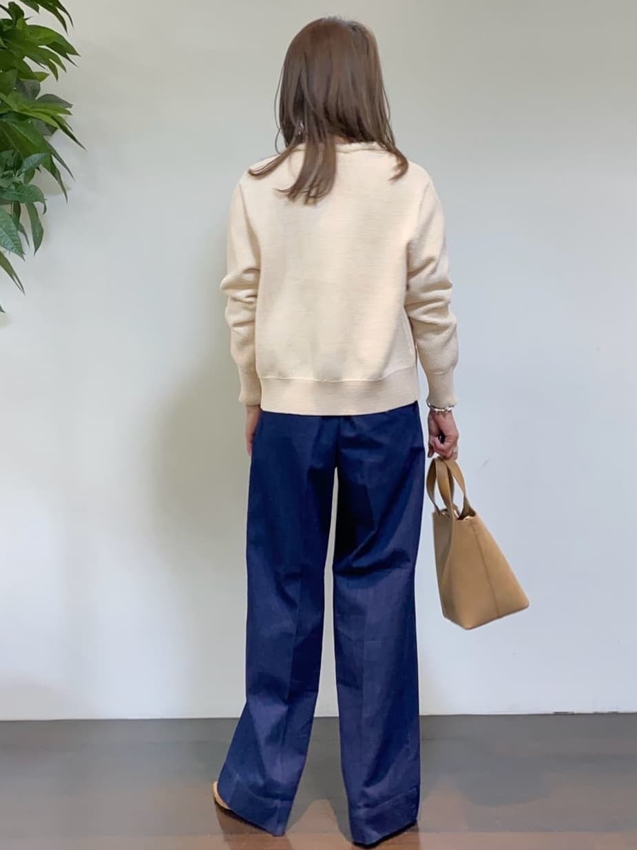 tomoさんの「UNTITLED｜◆【セットアップ可/ワイド】ライトウェイトデニムパンツ」を使ったコーディネート