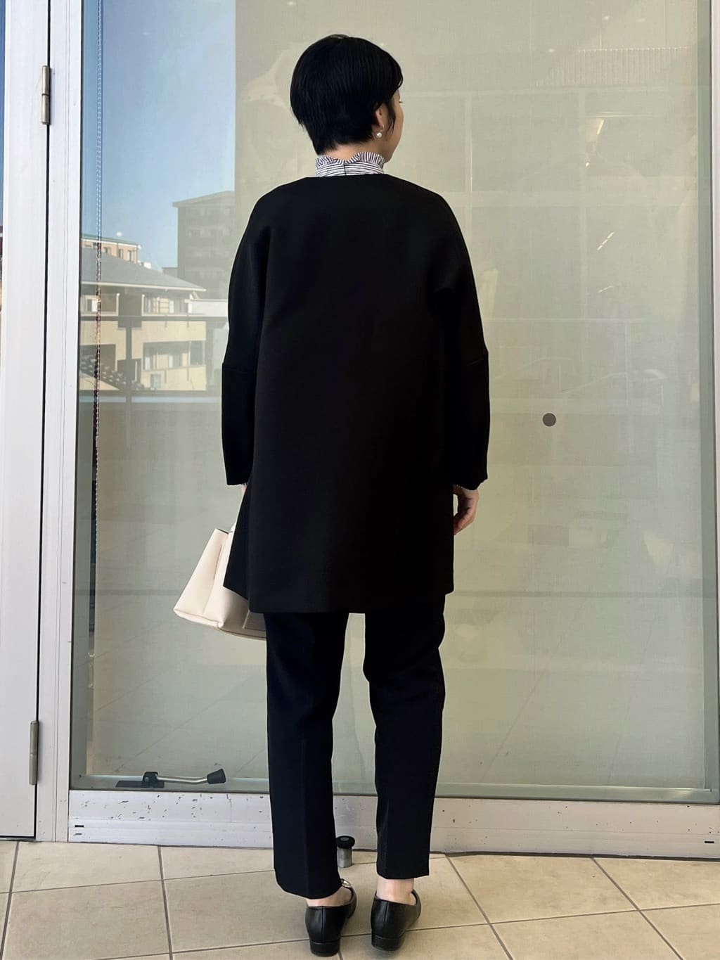 yo-koさんの「OPAQUE.CLIP｜フォルムスリーブミドルコート【洗濯機OK】」を使ったコーディネート