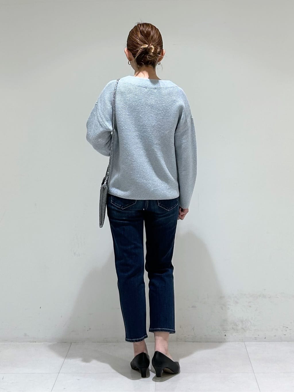 tsuyuさんの「INDIVI｜【花粉付着防止／撥水／UVケア】名品トレンチコート」を使ったコーディネート