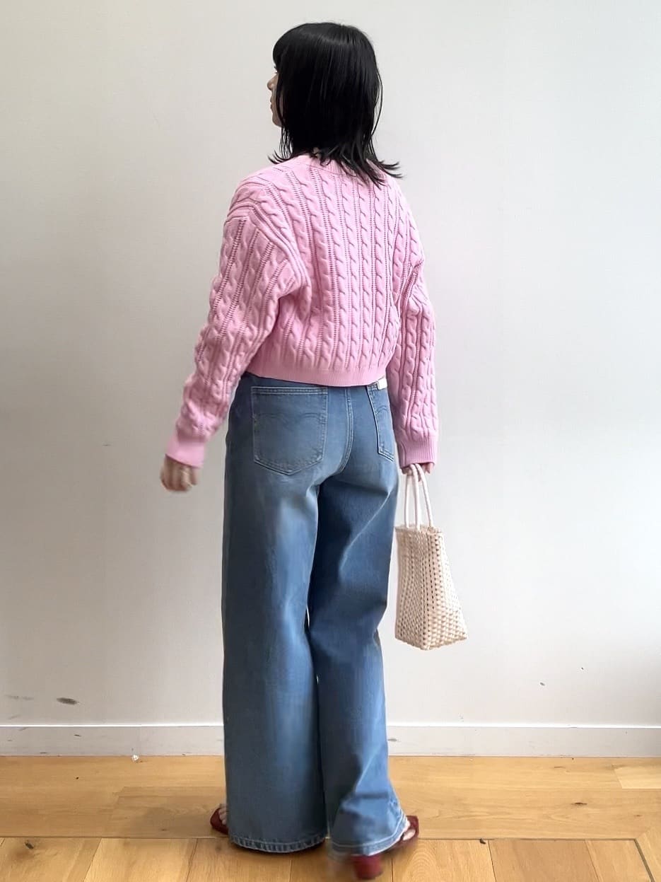 RINAさんの「OPAQUE.CLIP｜リラクシーロゴプリントTシャツ【洗濯機OK】」を使ったコーディネート