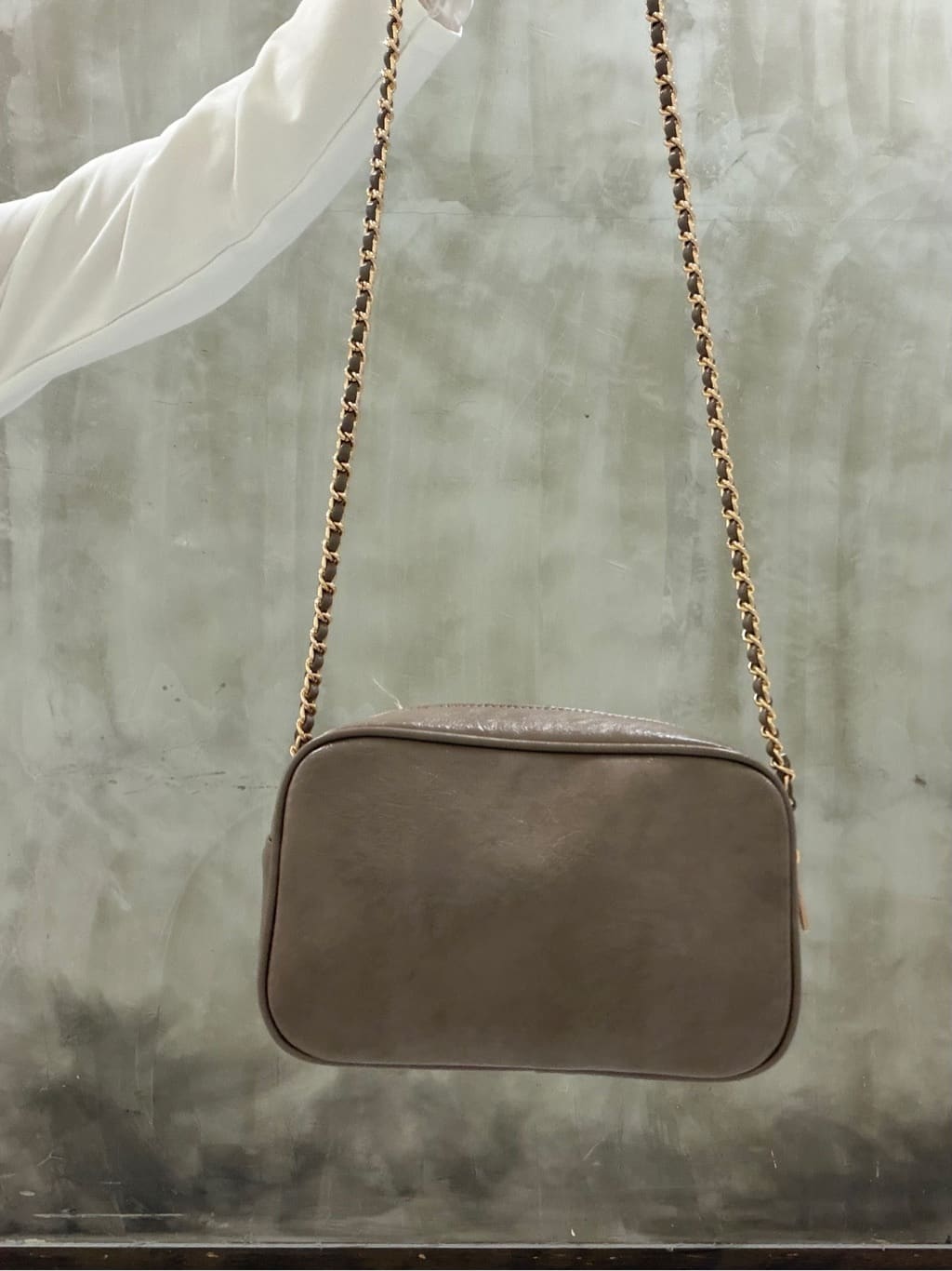 maiさんの「grove｜【カセット服】リネンライク ペプラムビスチェ」を使ったコーディネート