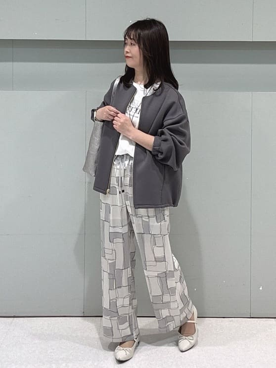 makiさんの「UNTITLED｜◆【春アウター/ゆったり】ダンボールジップブルゾン」を使ったコーディネート