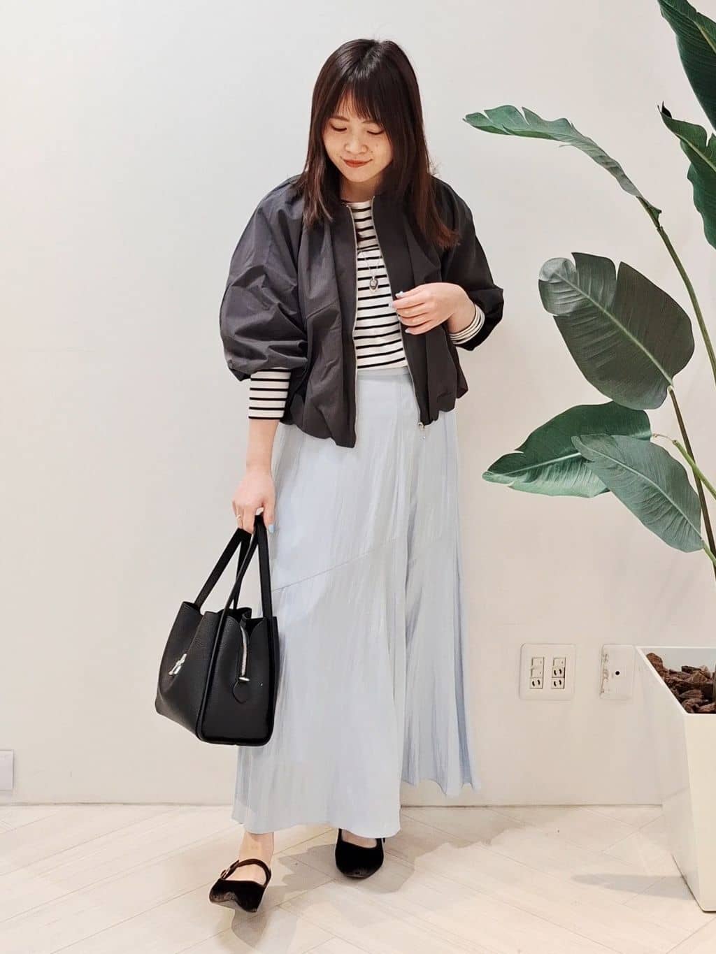 YuKaRiさんの「UNTITLED｜【洗える/レイヤードTシャツ】ラウンドテールジャージプルオーバー」を使ったコーディネート