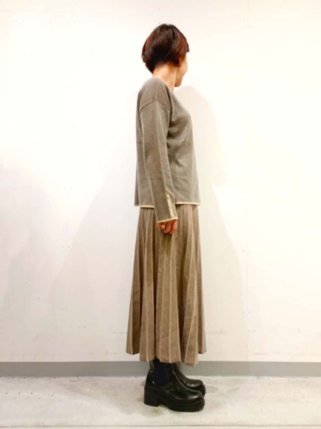 Kさんの「INDIVI｜【名品／撥水／抗菌防臭】ショート丈リサイクルダウンコート」を使ったコーディネート