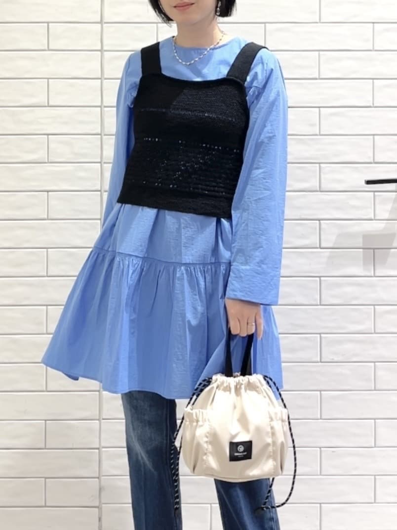 しおりさんの「OPAQUE.CLIP｜テープヤーンビスチェニット【洗濯機OK／抗ピル】」を使ったコーディネート