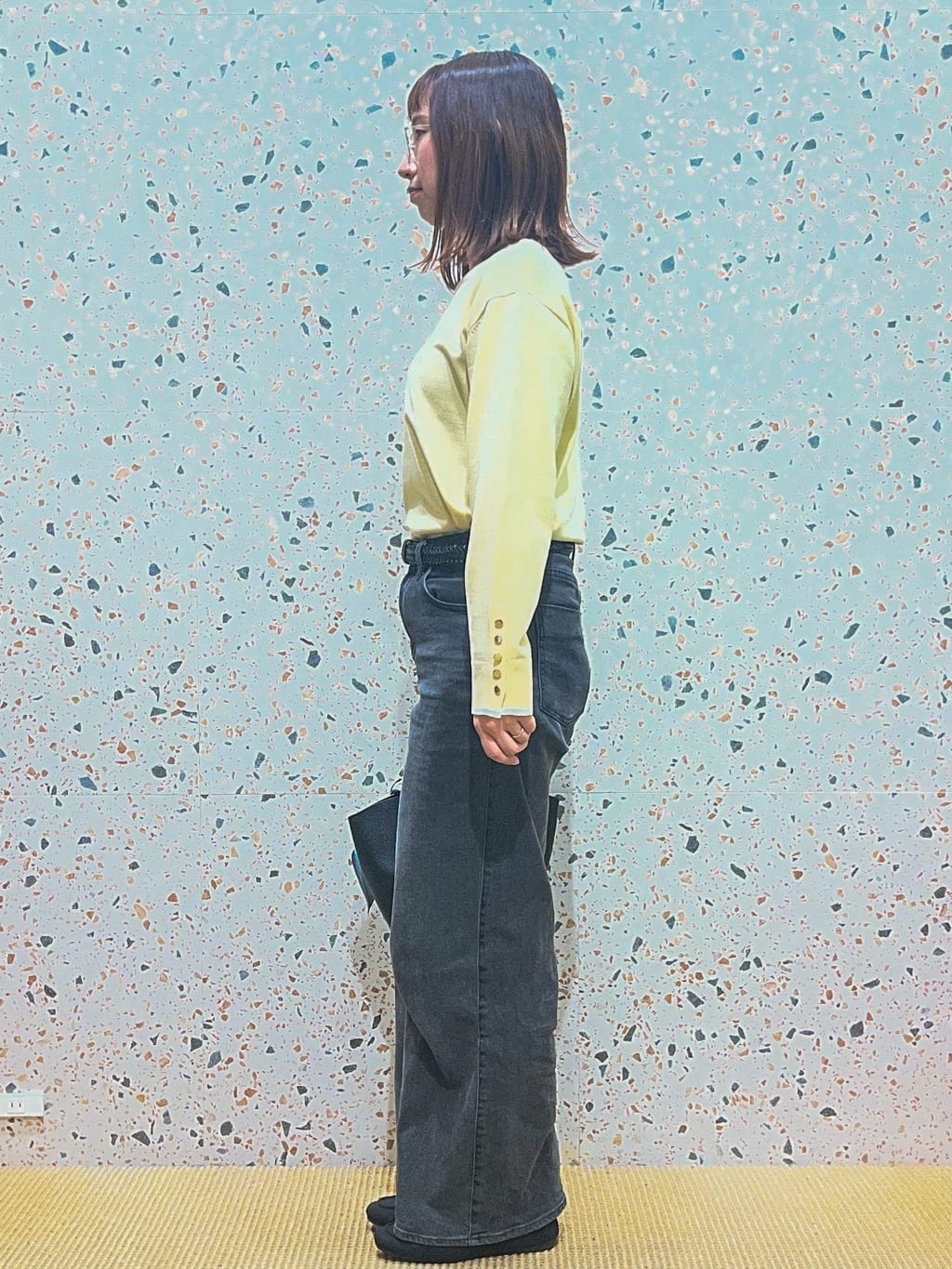 さくらさんの「OPAQUE.CLIP｜金ボタン使いリラクシーニット【洗濯機OK】」を使ったコーディネート