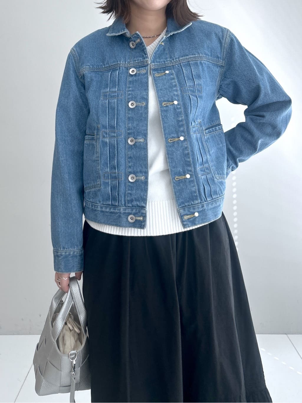 Hirokaさんの「Dessin｜【洗える】コットンVネックニット」を使ったコーディネート