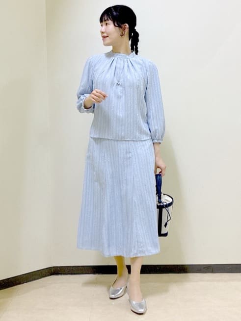  beni_gingerさんの「Reflect｜【セットアップ可】ストライプ柄ジャカードブラウス」を使ったコーディネート