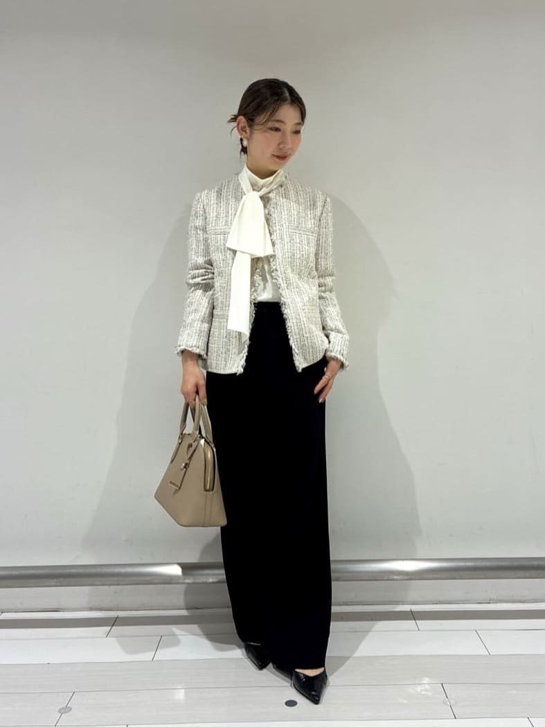 Rinさんの「UNTITLED｜【仕事着/スーツ】ファンシーツイード ジャケット」を使ったコーディネート