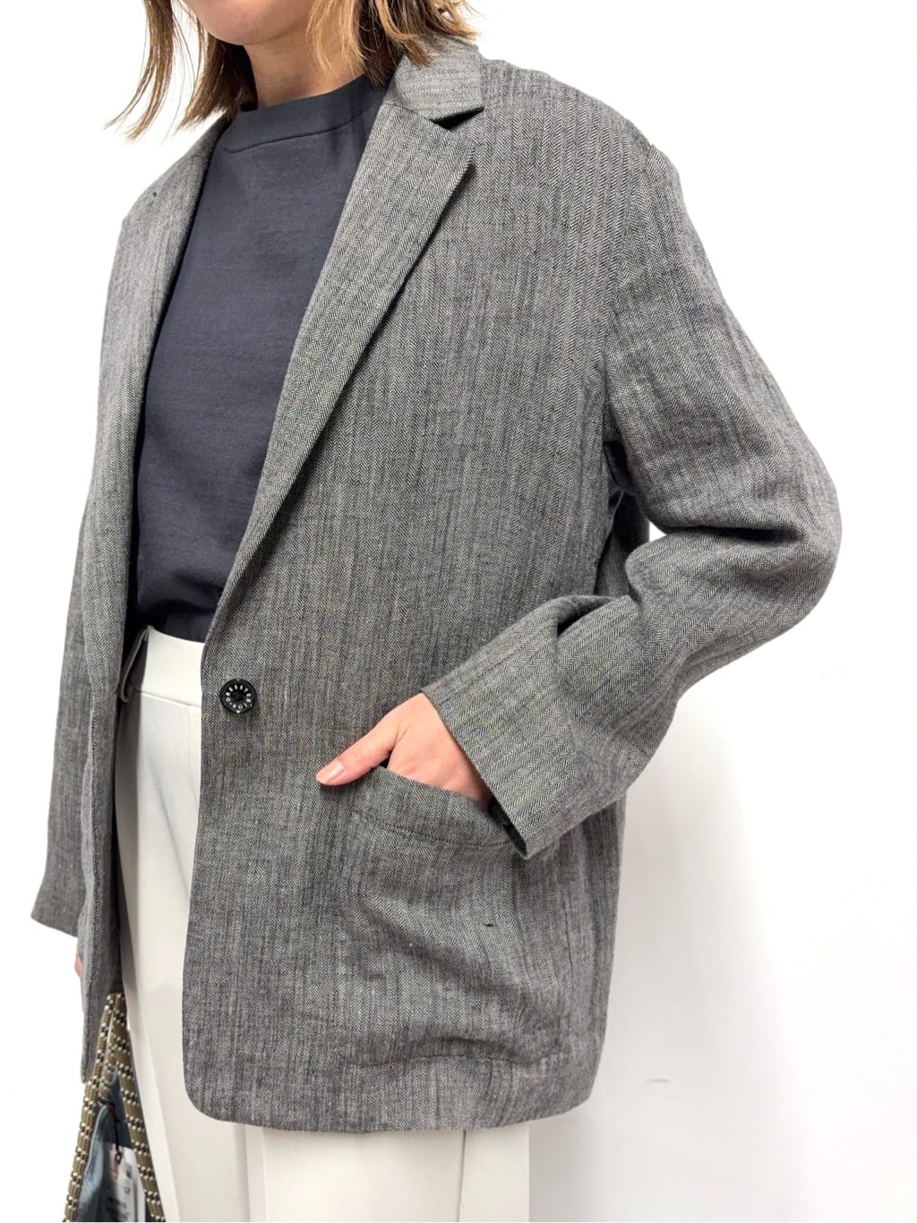 Nishijimaさんの「DRESSTERIOR｜【接触冷感/ウォッシャブル】センタープレスジョーゼットパンツ」を使ったコーディネート