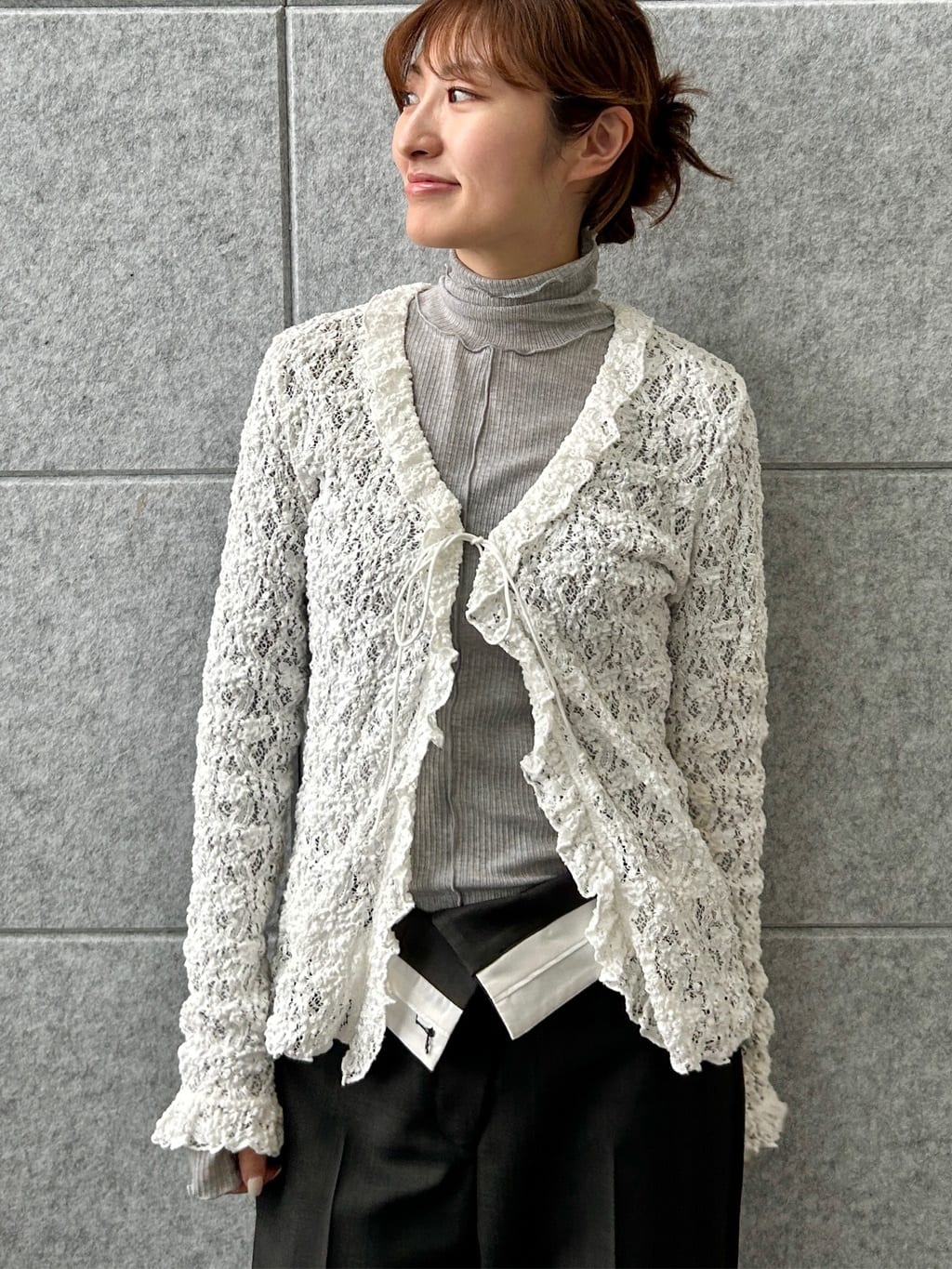 harunaさんの「CODE A｜【Re】fluffy lace blouse」を使ったコーディネート