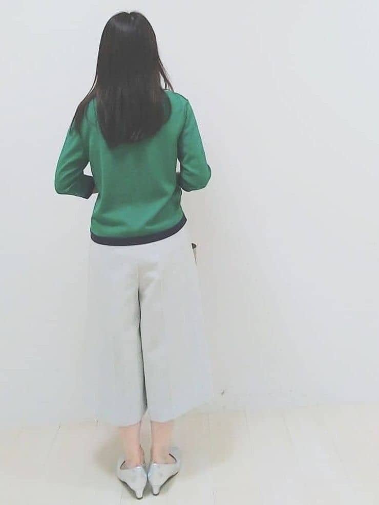 SANAさんの「Reflect｜【アンサンブル可】バイカラーニット」を使ったコーディネート