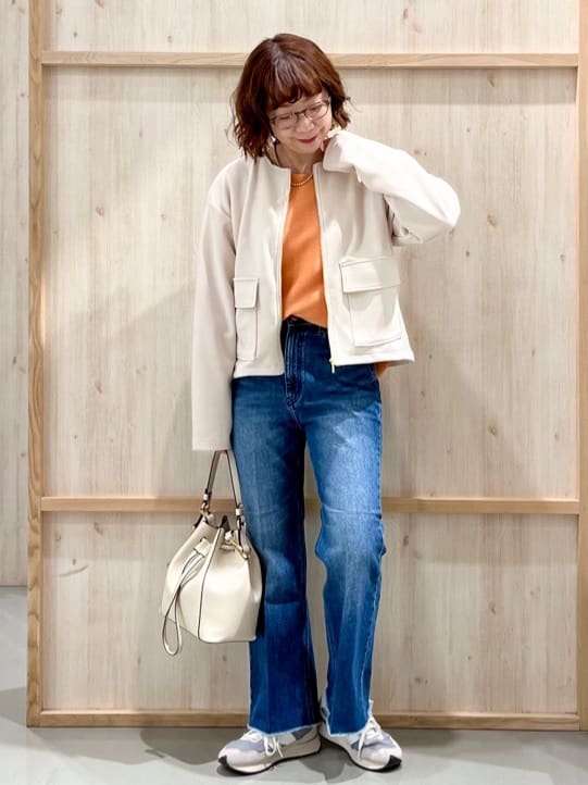 nakoさんの「THE SHOP TK｜【オンオフ問わず活躍】ダンボールカルゼジャケット」を使ったコーディネート