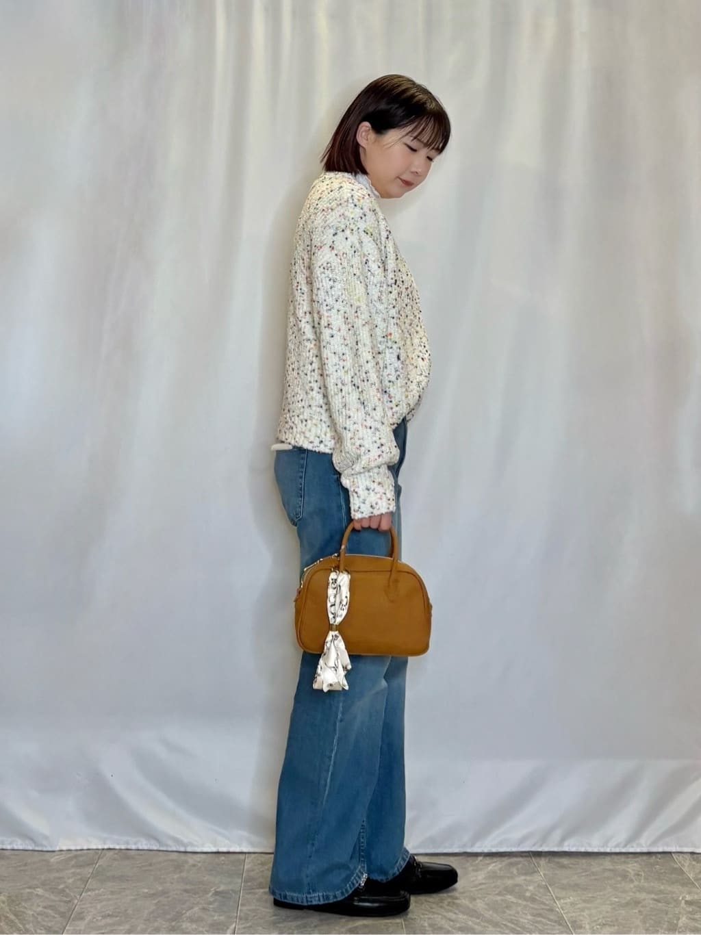 ネリさんの「SHOO･LA･RUE｜【洗濯機可/前後2WAY】ぽこぽこニットカーディガン」を使ったコーディネート