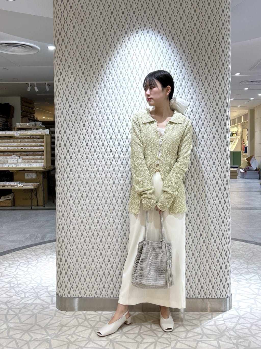 Renoさんの「INDIVI｜ブークレポロニット」を使ったコーディネート