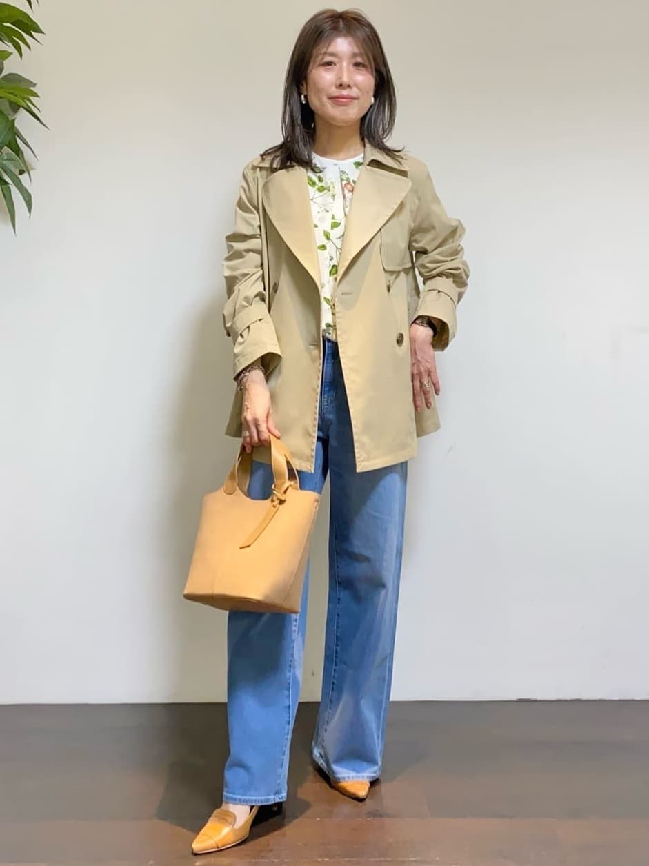 tomoさんの「UNTITLED｜【定番人気/はっ水/洗える】タスランショートトレンチコート」を使ったコーディネート