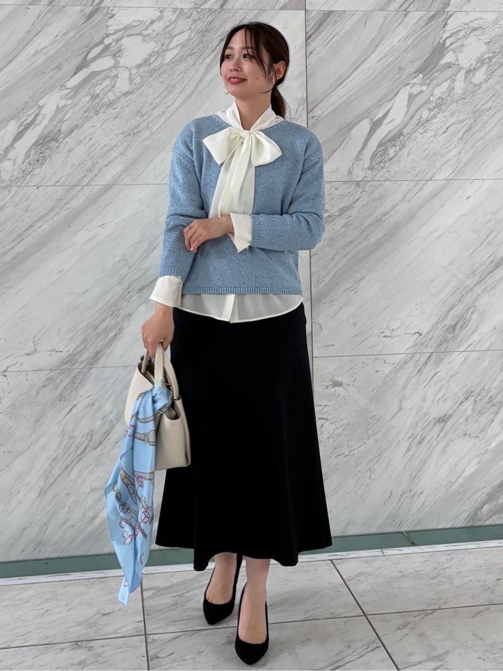 Saekoさんの「COUP DE CHANCE｜【手洗い可／日本製】シアーリボンブラウス」を使ったコーディネート