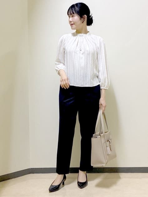  beni_gingerさんの「Reflect｜【セットアップ可】ストライプ柄ジャカードブラウス」を使ったコーディネート