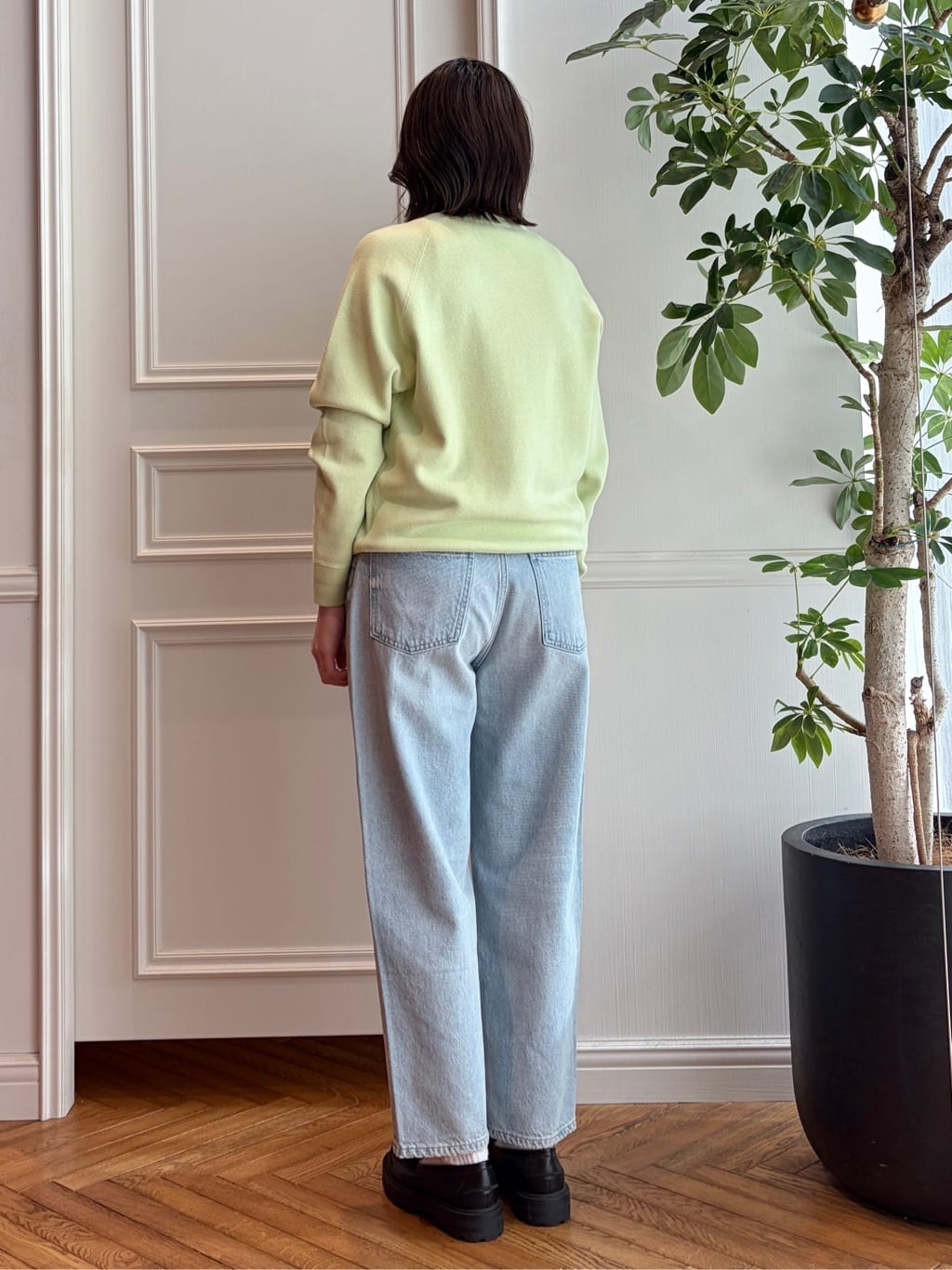 nakaoさんの「DRESSTERIOR｜RED CARD TOKYO（レッドカードトーキョー）JAZZルーズテーパードデニムパンツ」を使ったコーディネート