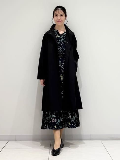 kayoさんの「INDIVI｜【撥水／軽量】ミニマル スタンドカラーコート」を使ったコーディネート