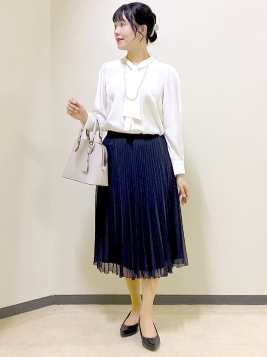  beni_gingerさんの「Reflect｜【きちんと見え／通勤／セレモニーにおすすめ◎】ドット柄ボウタイブラウス」を使ったコーディネート