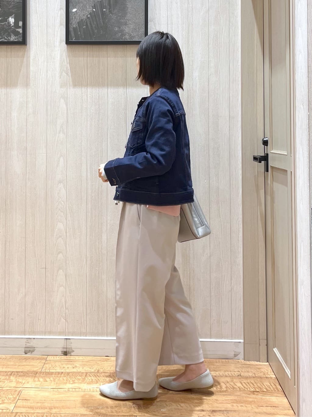 shirayuuuさんの「SHOO･LA･RUE｜【洗濯機可/S-LL/インしなくても着られる】1枚で決まる　レイヤード風スウェットライクニット」を使ったコーディネート