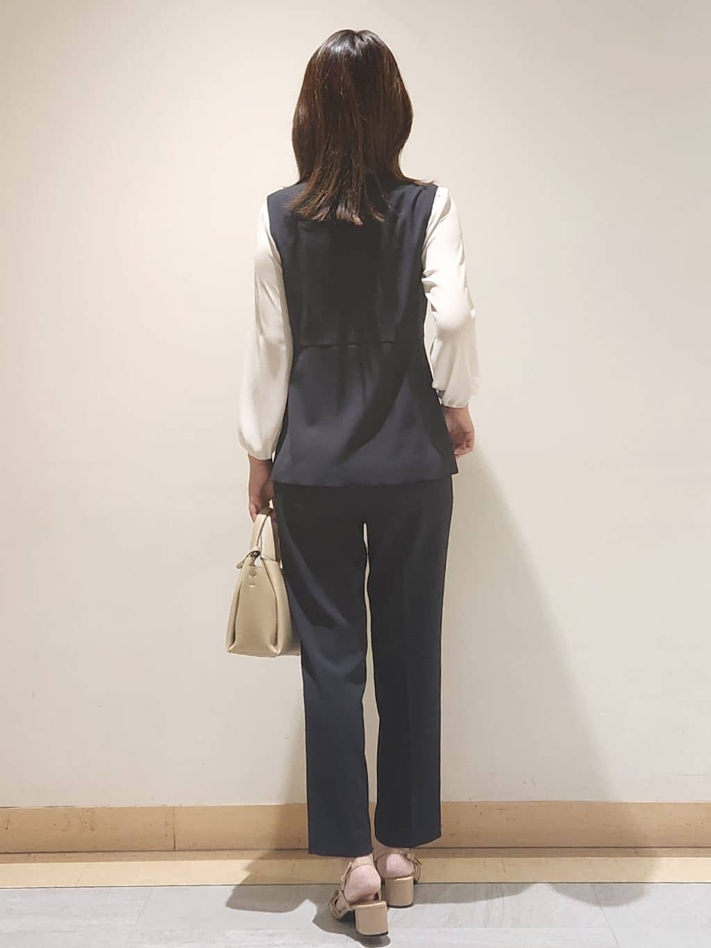 yukaさんの「COUP DE CHANCE｜【洗える／日本製】女性らしい細ボウタイブラウス」を使ったコーディネート