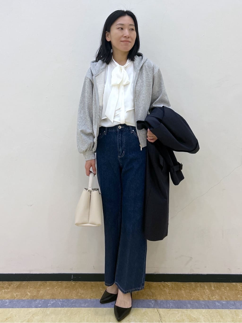 su.さんの「index｜撥水トレンチコート【洗濯機OK／花粉対応】《XS～3L》」を使ったコーディネート