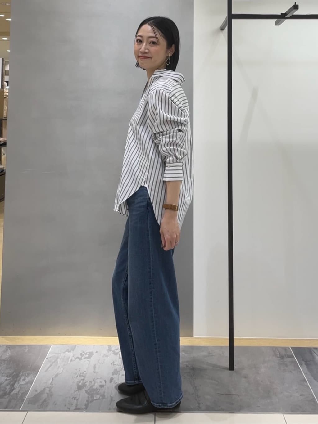 shihoさんの「INDIVI｜【撥水／UVケア／2WAY】超軽量ライナー付ライトトレンチコート」を使ったコーディネート