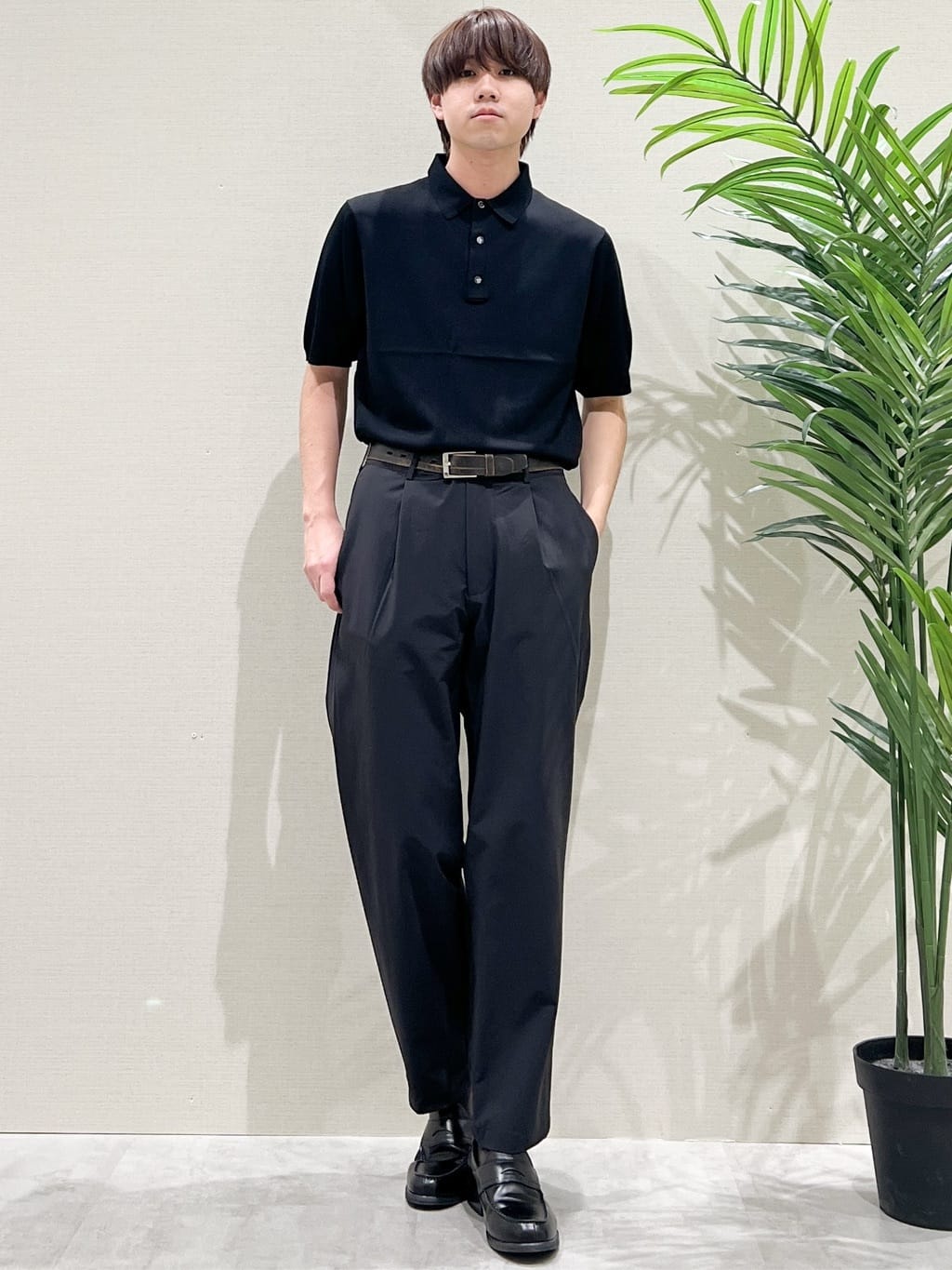 SHI-MAさんの「THE SHOP TK｜《KURO》半袖ニットポロシャツ 接触冷感」を使ったコーディネート