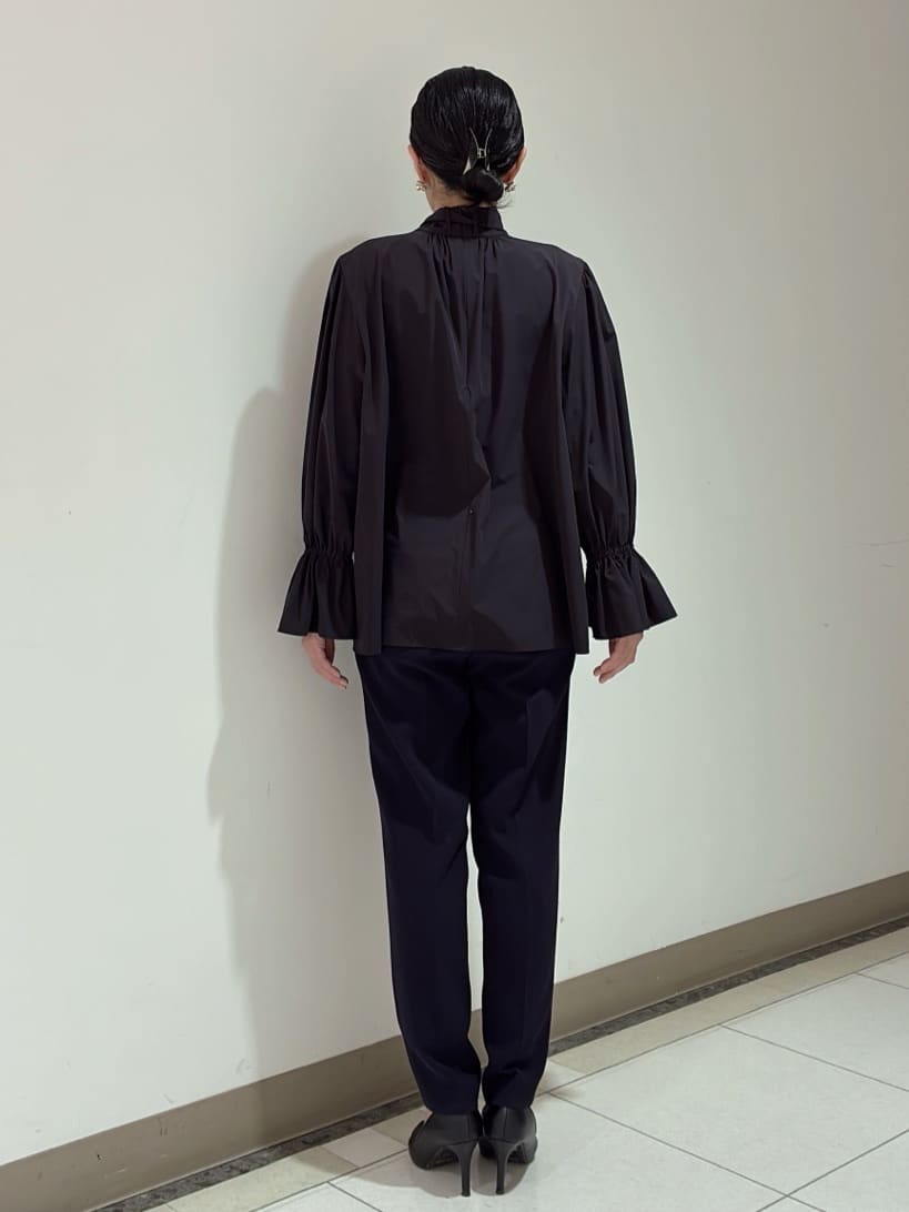 環さんの「UNTITLED｜◆【セレモニー/華やか】2WAYボウタイブラウス」を使ったコーディネート