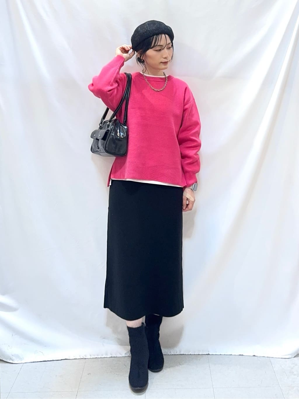 𝐇𝐢𝐫𝐨𝐦𝐢さんの「SHOO･LA･RUE｜【S-LL/洗濯機可/体型カバー】大人世代も取り入れやすい スウェットライクニット」を使ったコーディネート
