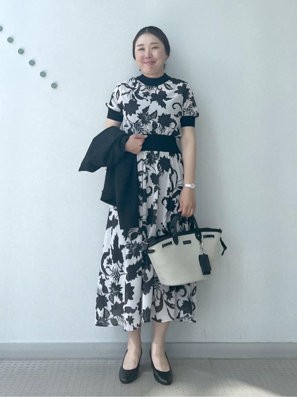 Soeさんの「DRESSTERIOR｜◆ブラックファンシーツイードジャケット」を使ったコーディネート