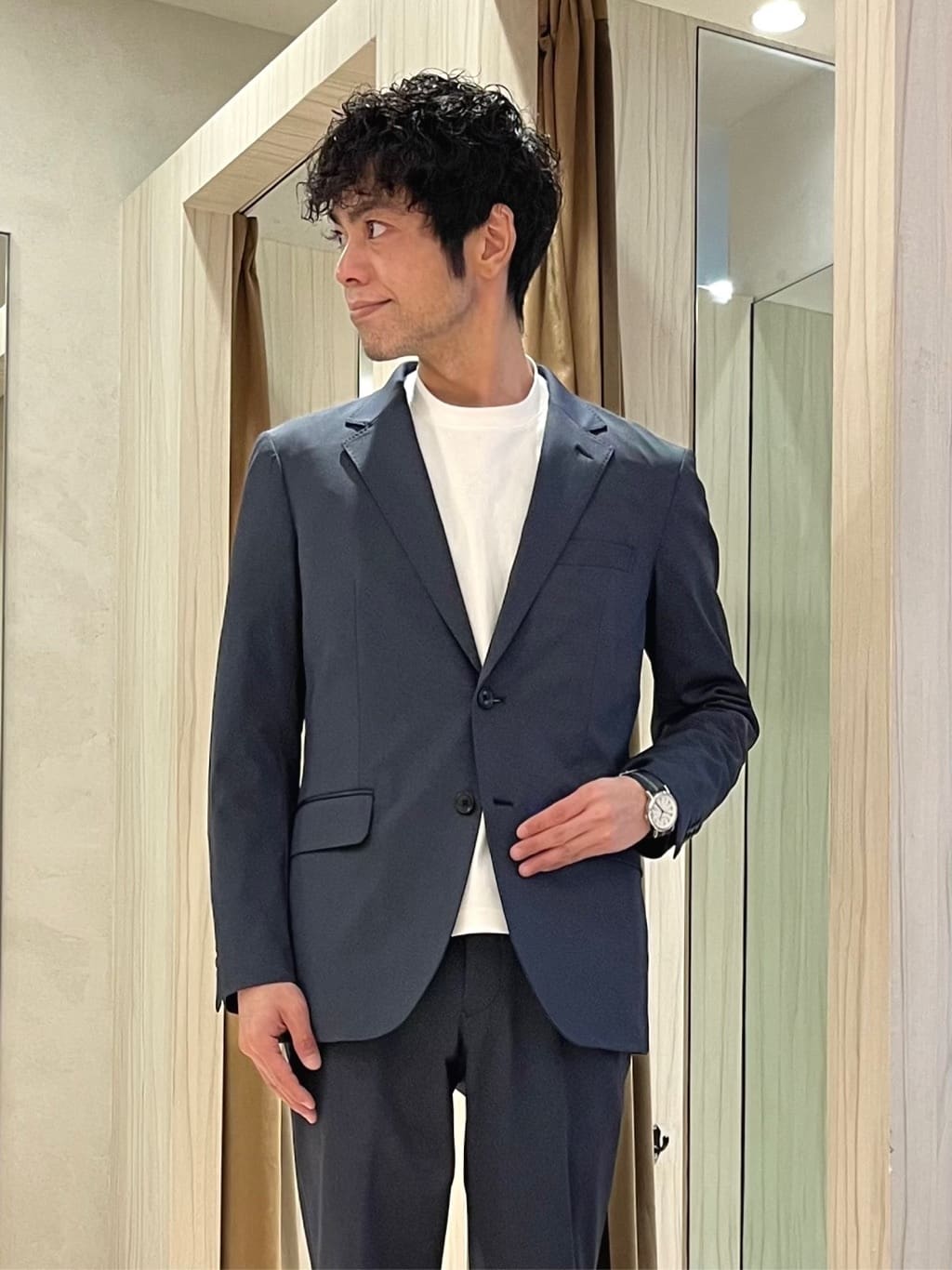 URAさんの「TAKEO KIKUCHI｜撥水ツイル スタンドカラー コート」を使ったコーディネート