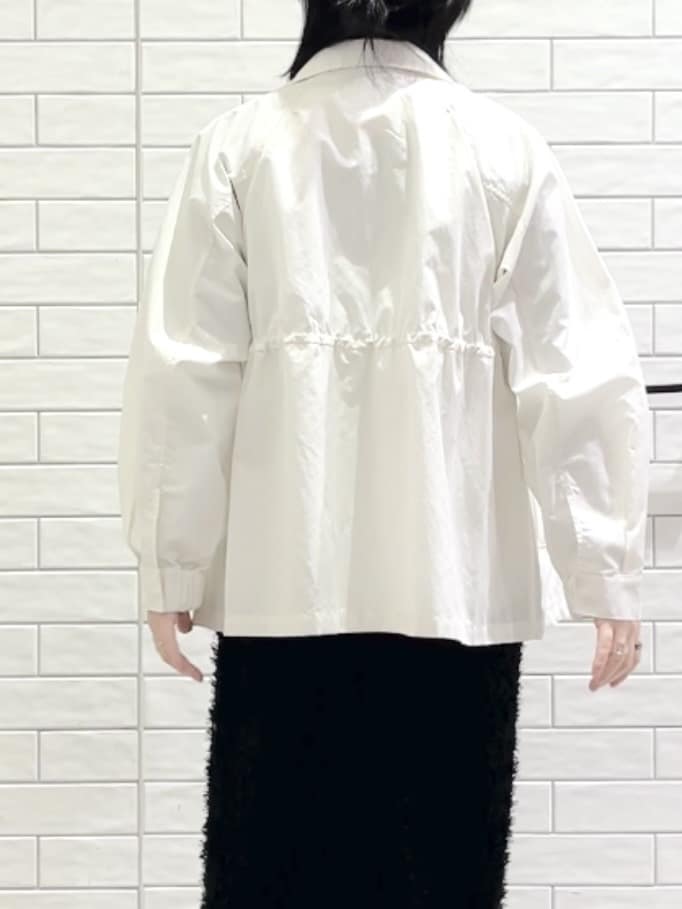 しおりさんの「OPAQUE.CLIP｜撥水スタンドZIPブルゾン【洗濯機OK／UVケア／花粉対応】」を使ったコーディネート