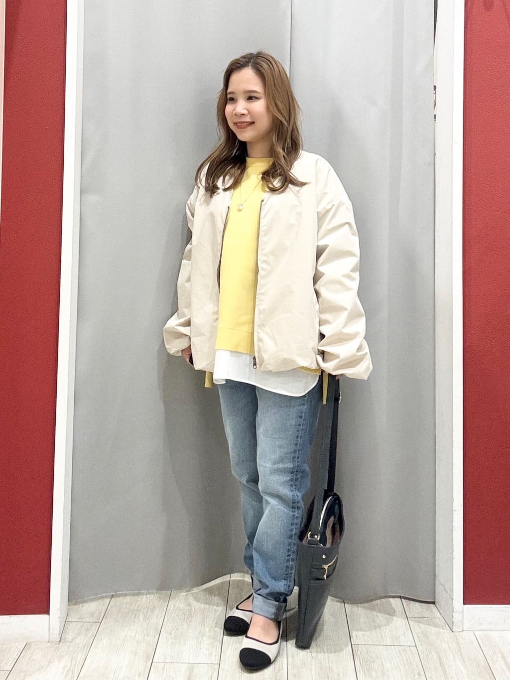 shioさんの「SHOO･LA･RUE｜【高レビュー/洗濯機可/S-LL】さらに軽くなった スポンディッシュ裾フェイクトップス」を使ったコーディネート