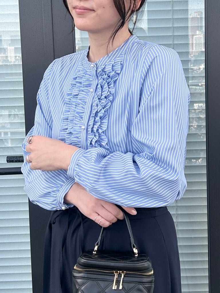 shinoさんの「Couture brooch｜【洗える・通勤】パール調ボタン テーラードジャケット」を使ったコーディネート