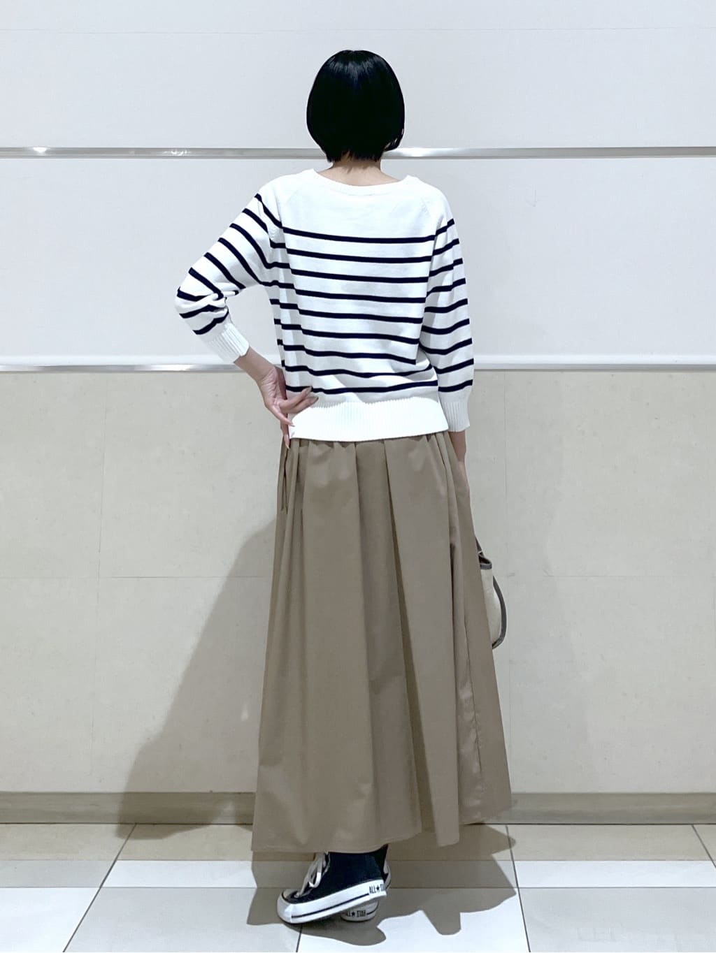 eriko さんの「Dessin｜【洗える】コットンVネックニット」を使ったコーディネート