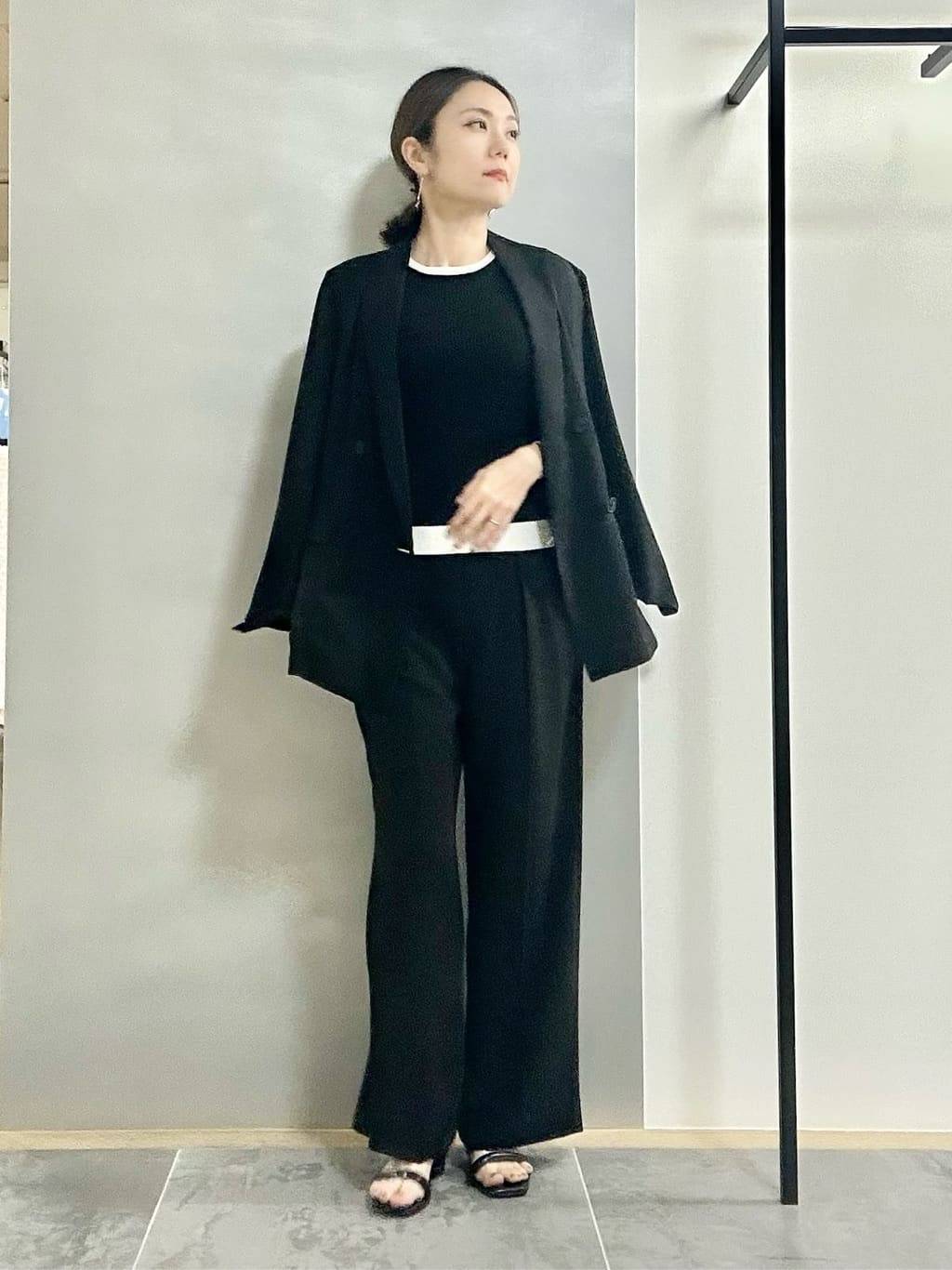 MAIさんの「INDIVI｜【軽く羽織れる！】ダブルジャケット」を使ったコーディネート