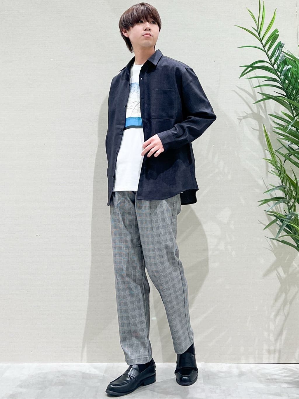 SHI-MAさんの「THE SHOP TK｜【LINO FINE】リネンライク 長袖シャツ UVカット/イージーケア/吸水速乾/洗濯機OK」を使ったコーディネート