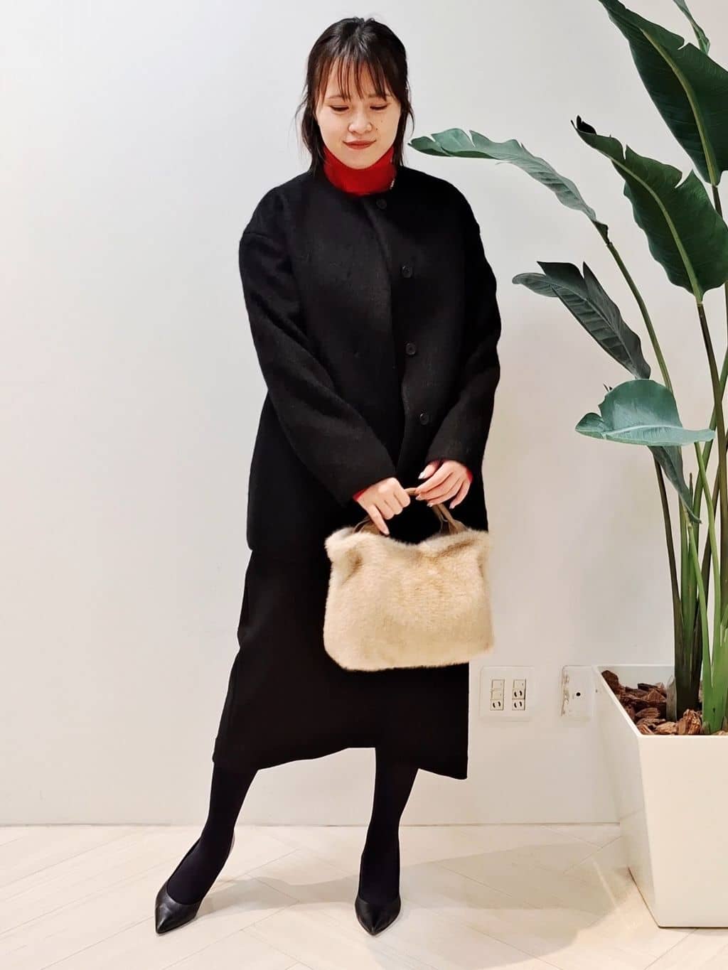 YuKaRiさんの「UNTITLED｜【洗える/細見え】ツイード ジャンパースカート」を使ったコーディネート