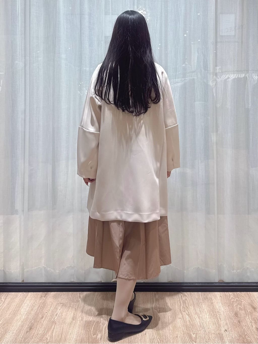 ぞうげさんの「OPAQUE.CLIP｜フォルムスリーブミドルコート【洗濯機OK】」を使ったコーディネート