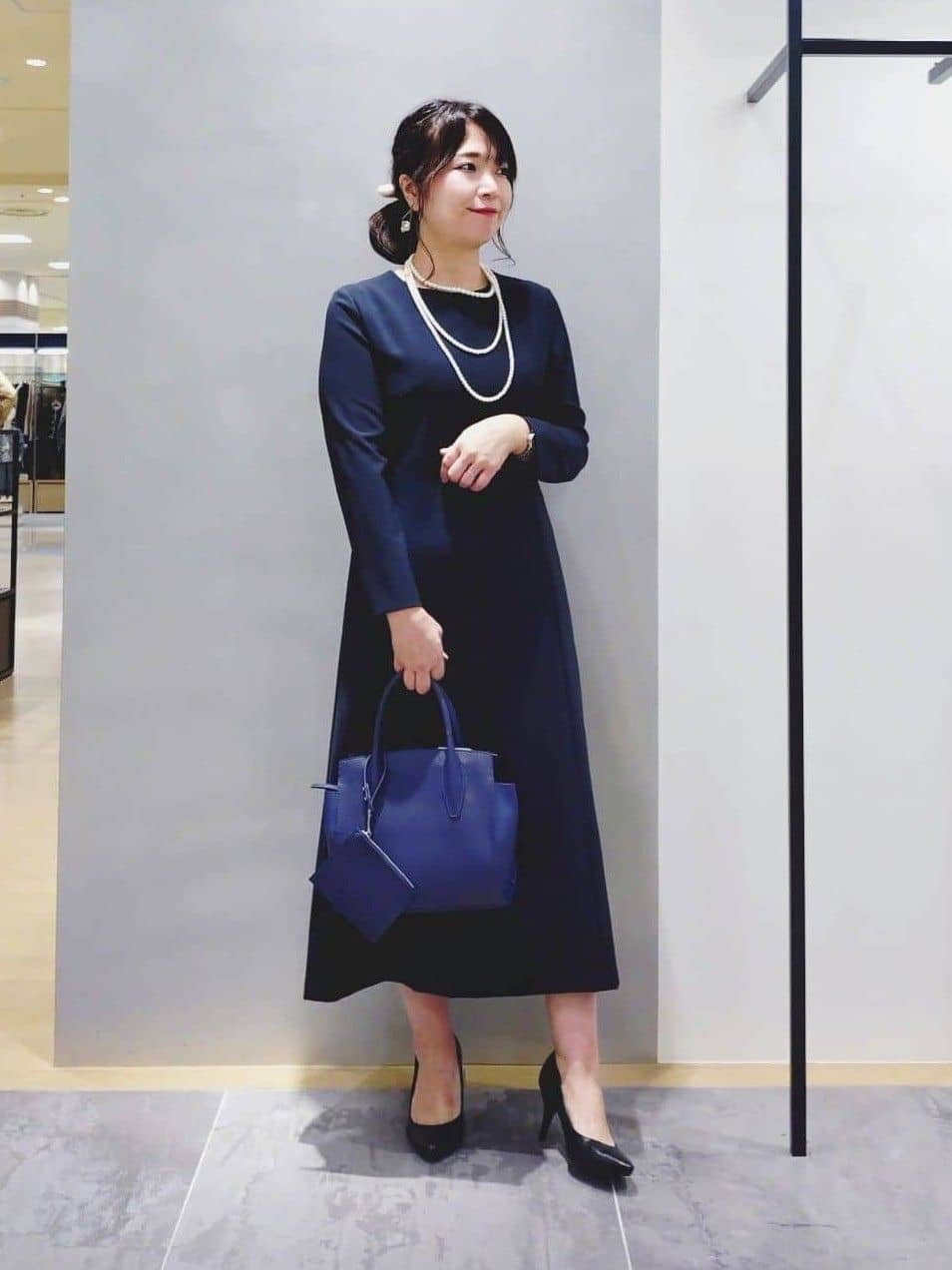 TOMOMIさんの「INDIVI｜◆【合皮／マルチWAY／サブバッグ付】ミニショルダーバッグ」を使ったコーディネート